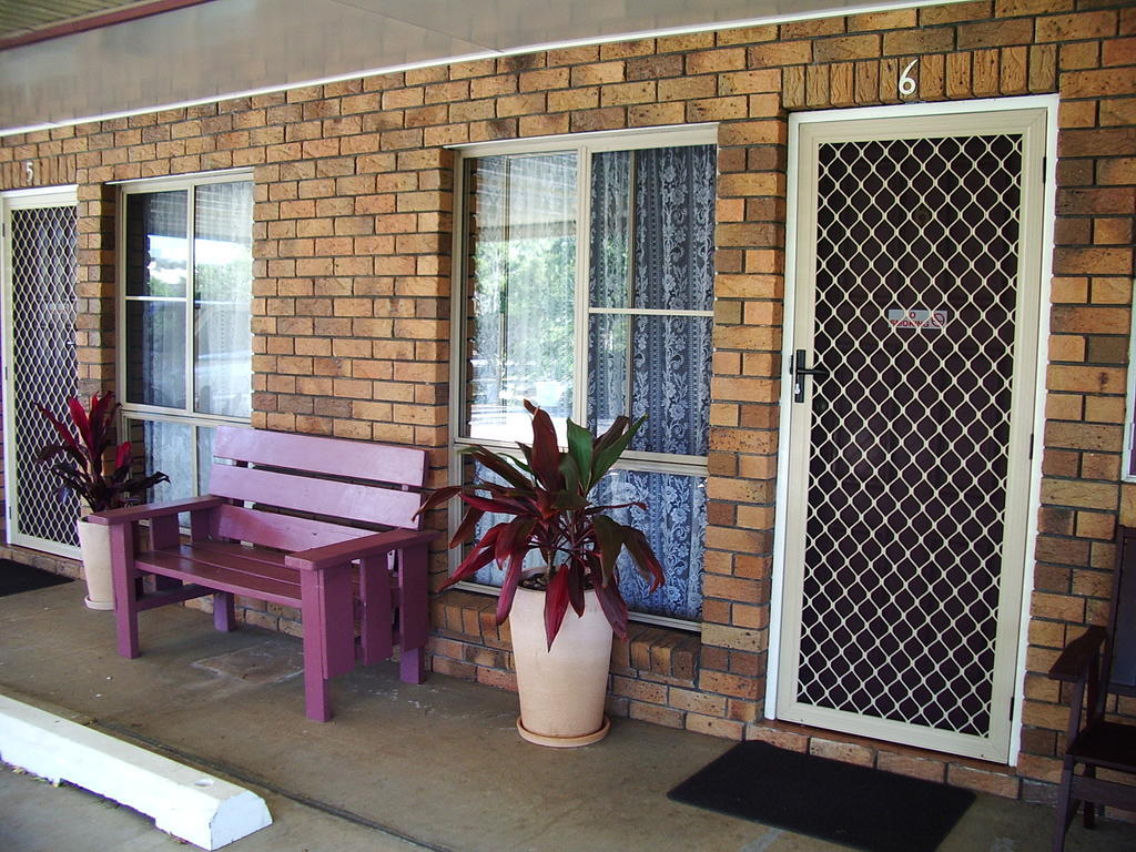 Park House Motor Inn Oakey Dış mekan fotoğraf