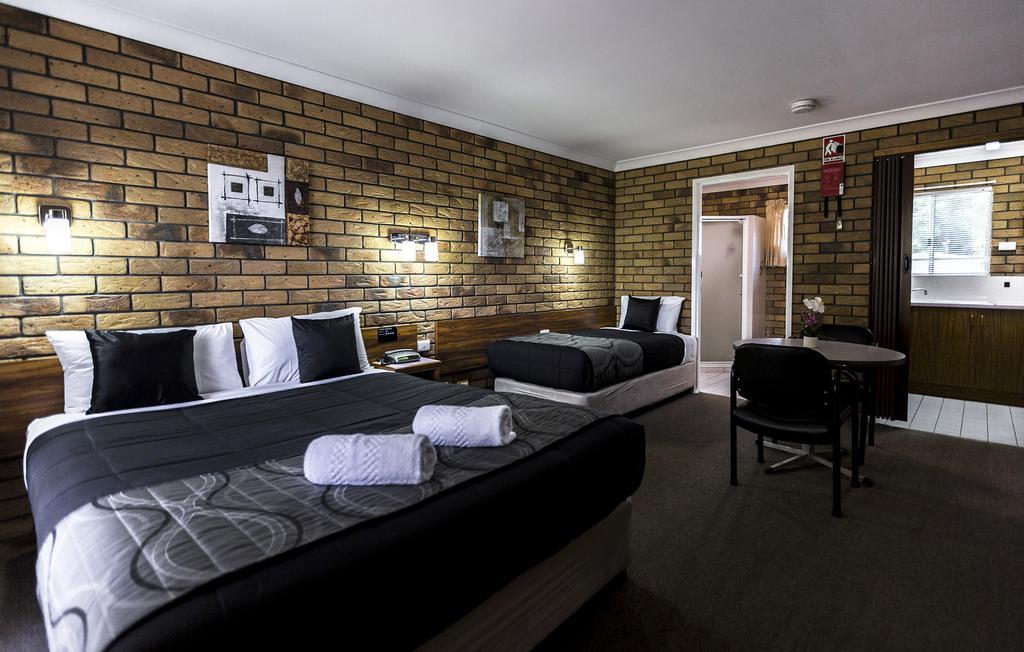 Park House Motor Inn Oakey Dış mekan fotoğraf